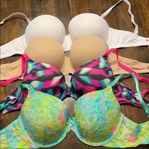 Lot of 4 Victoria Secret/PINK bras 34D
